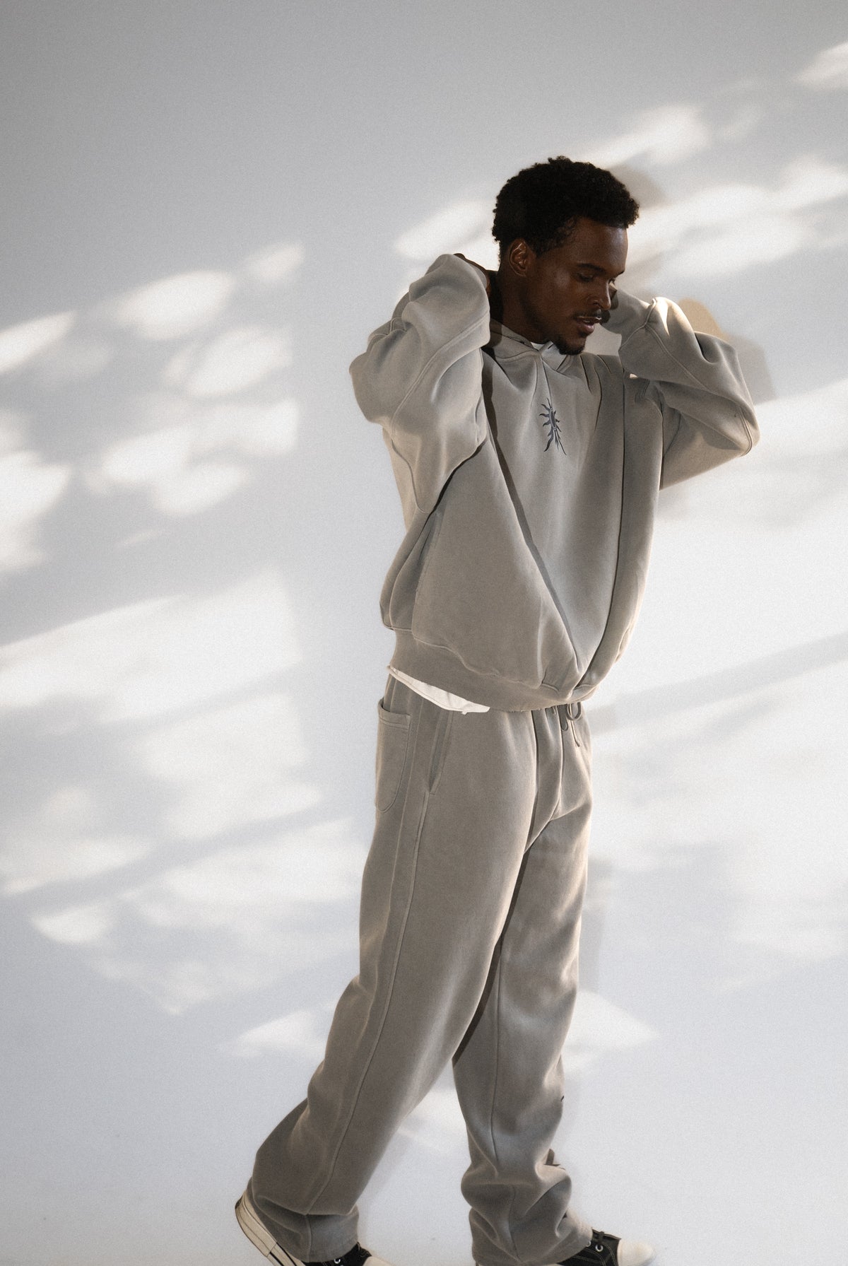 Apolyth Jogger - close-up - Apolyth gothic athleisure