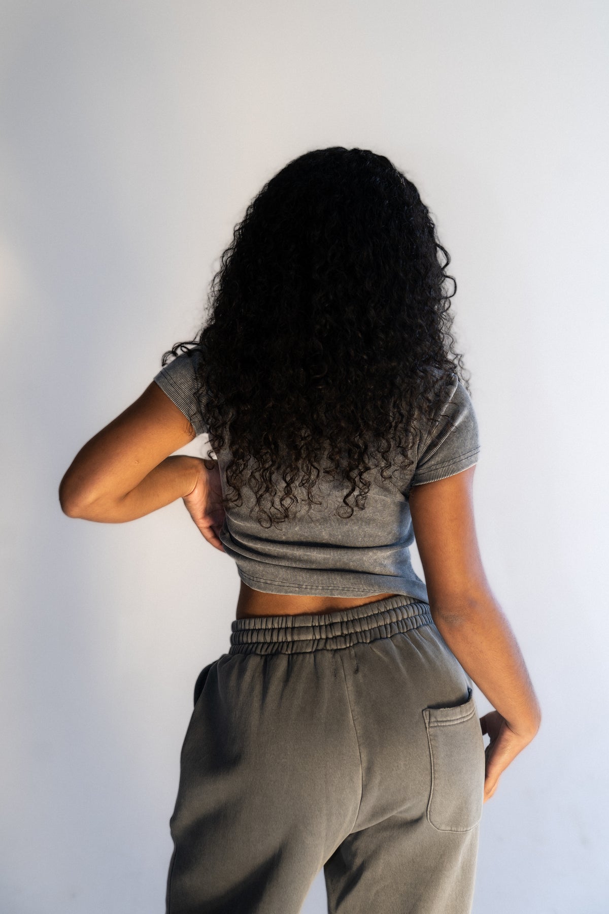 Apolyth Jogger - detail - Apolyth gothic athleisure
